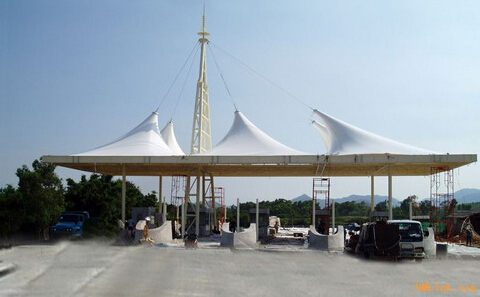 哪種膜材料在膜結構停車棚中使用率高？